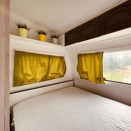 Hotel Przyczepa Abordaz Wolin à Kołczewo Extérieur photo